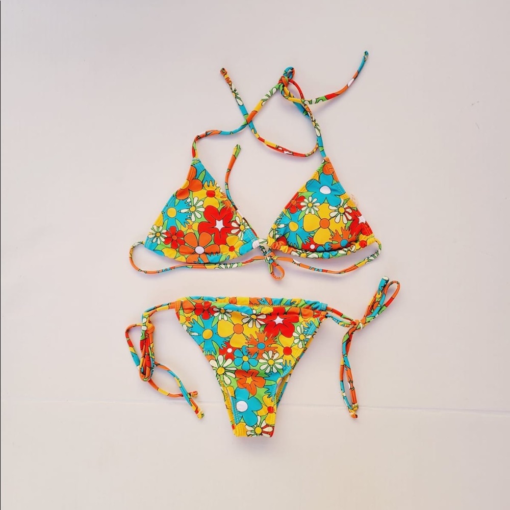 Women's Allover Floral Print String Triangle Halter 2 Piece Bikini Swimsuit  S